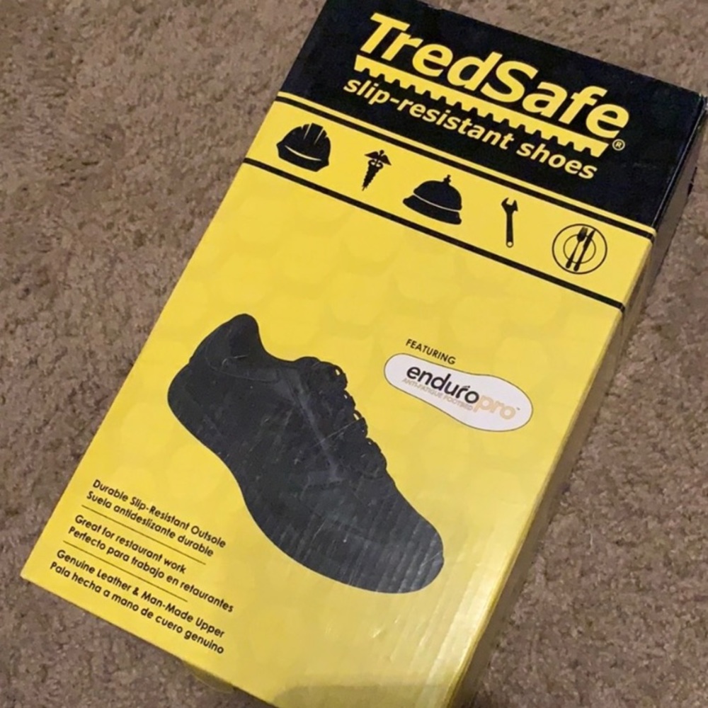 Slip resistant shoes